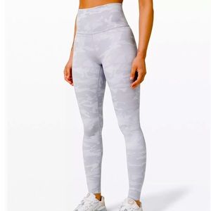 Lululemon White Camo Wunder Under 25” Pant